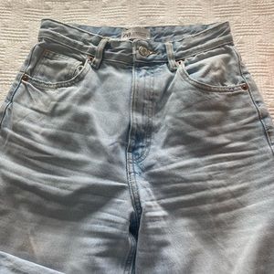 ZARA Size 36 (US 4) Wide Leg Jeans